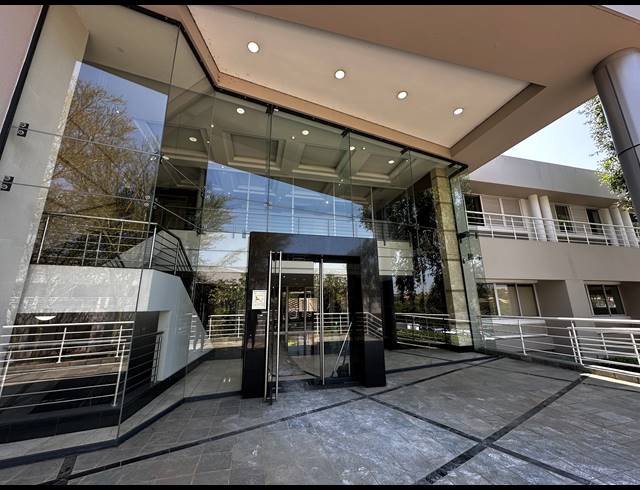 686M² OFFICE TO LET IN WOODMEAD